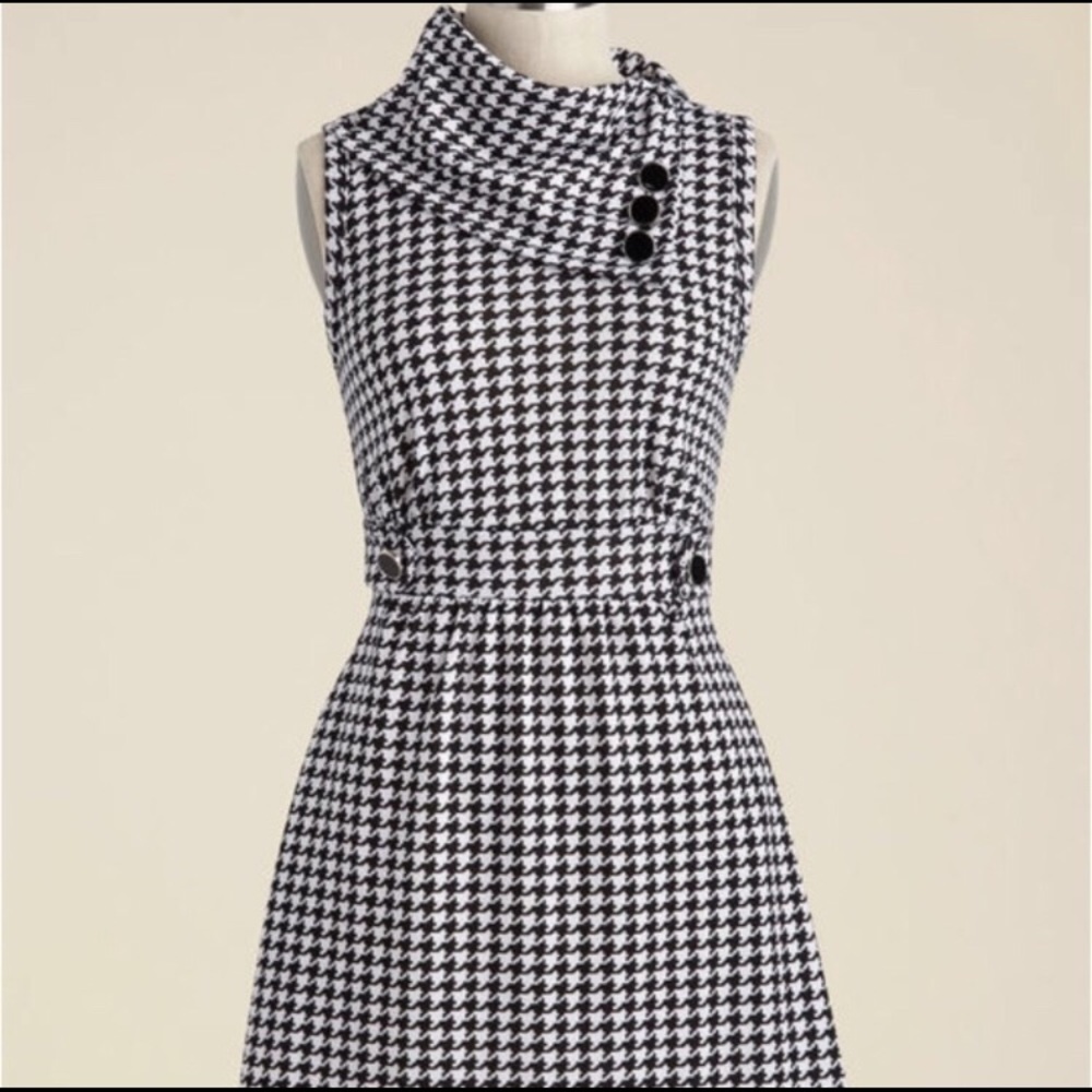 ModCloth Coach Tour A-Line Houndstooth Dress